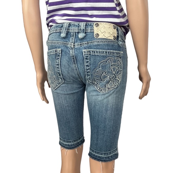 Miss Me Embellished Distressed Medium-Wash Shorts |27 - Picture 11 of 15